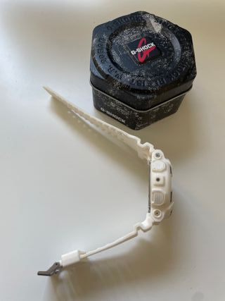 Reloj CASIO G-Shock blanco