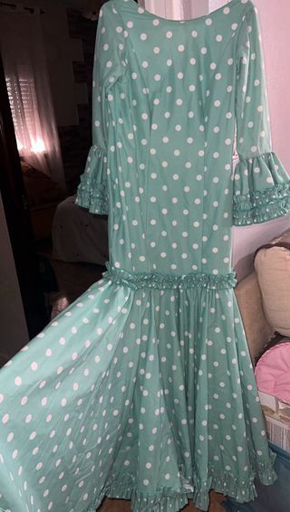 Traje de flamenca lunares