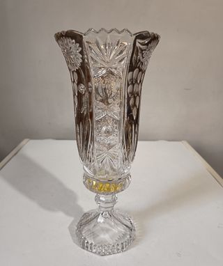Lussuoso vaso-calice vintage in cristallo inciso 