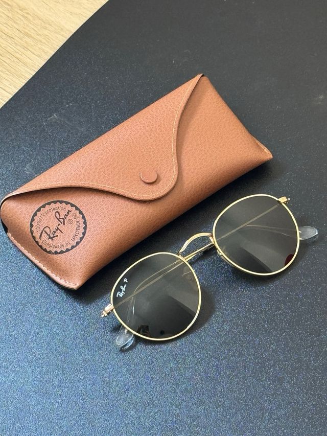 Ray-Ban Round Metal