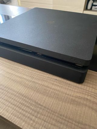 PS4 (PlayStation 4) 500GB - Negra