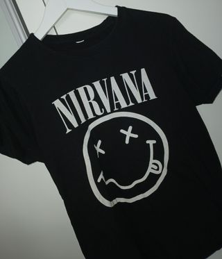 Camiseta Nirvana Smiley - Talla S