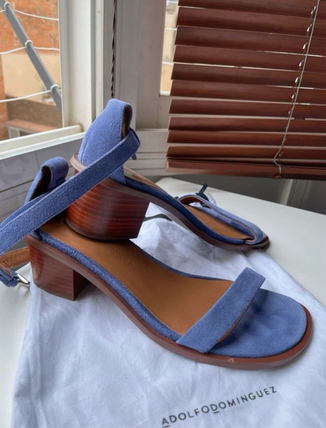 Sandali blu Adolfo Domínguez