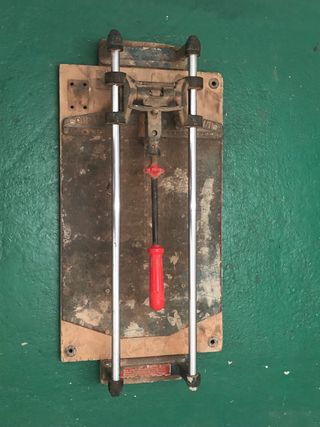Cortador de baldosas manual