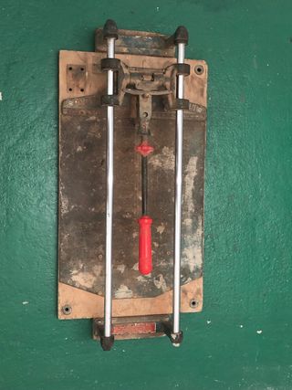 Cortador de baldosas manual