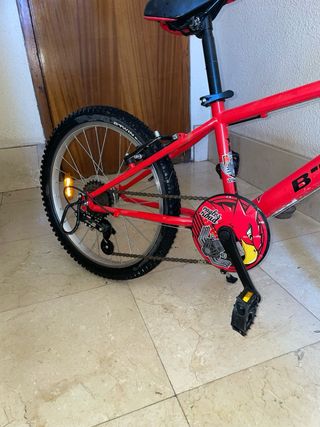 Bicicleta Infantil BTWIN 20" roja