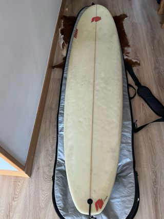 Tabla surf moor 7..4 con funda