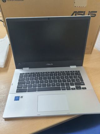 5 Chromebook Asus - Plata