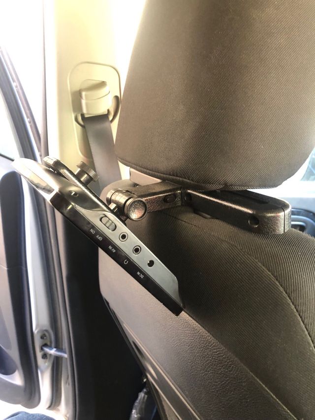 2 pantallas portátiles 7” HD