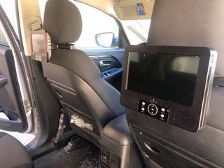 2 pantallas portátiles 7” HD