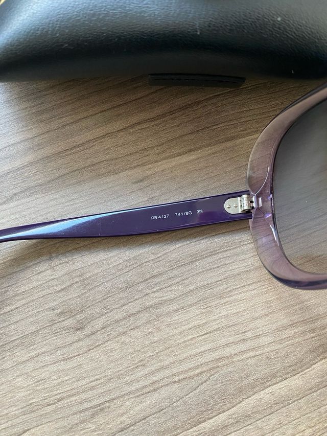 Ray-Ban RB4127 Gafas Sol Moradas
