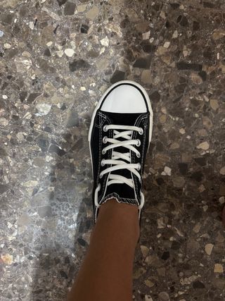 Zapatillas de tela negras talla 36.
