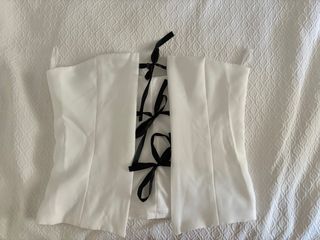 Top blanco c/lazos negros