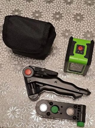 Nivel láser autonivelante hilda + accesorios