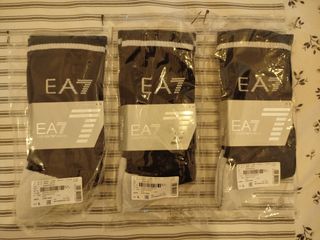 Ropa EA7 Emporio Armani 