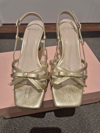 Sandalias doradas tacón 37