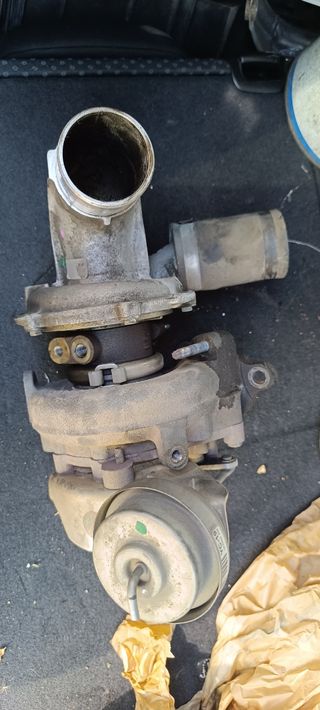 Turbo Toyota Verso - usado