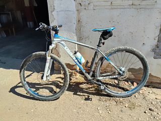 Bicicleta Giant Talon 2  29 MTB