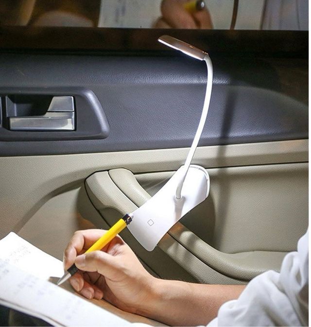 Lampada LED con morsetto bianco