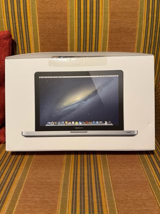 MacBook Pro 13" - Caja 