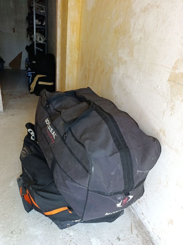 Hockey MONTREA gastos y envío incluidos 25€