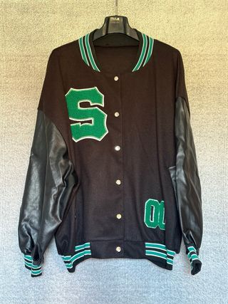 Chaqueta universitaria