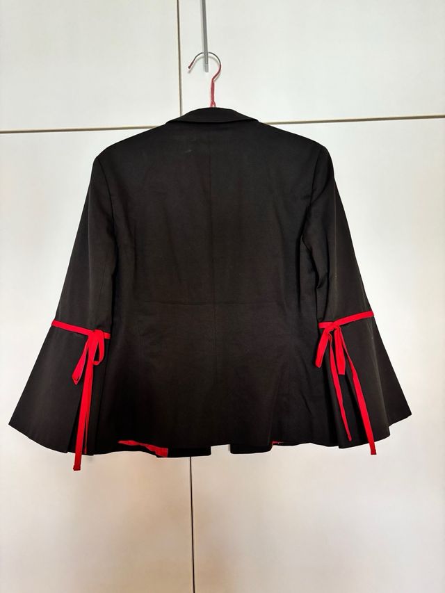 Chaqueta Moschino negra-roja