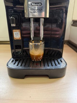 Cafetera DeLonghi Magnifica Evo