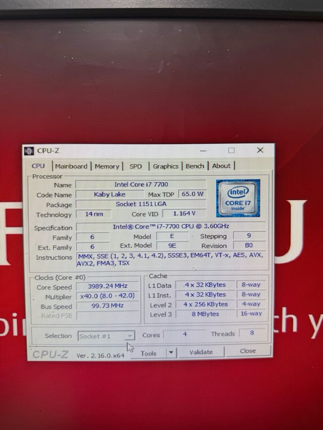 Fujitsu P556 E85+ - PC Desktop Preto
