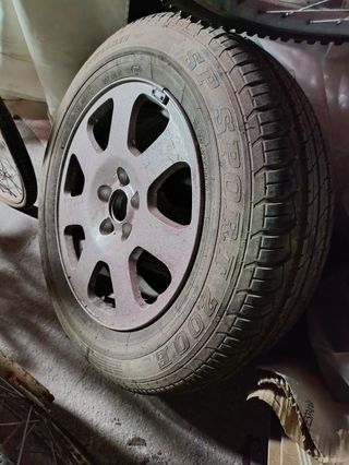 Rueda Audi 