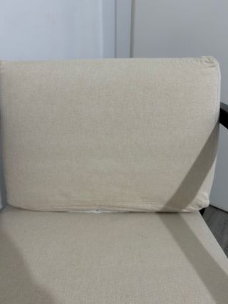 Sillón beige y negro