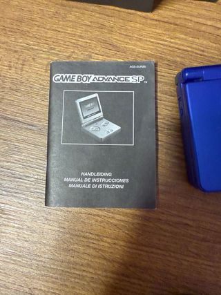 Nintendo GameBoy Advance SP blu con scatola 