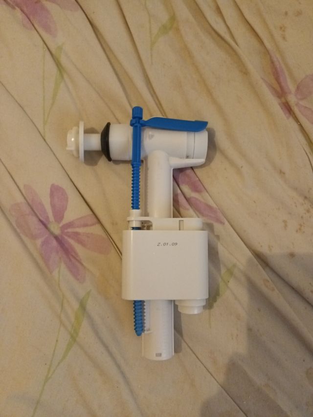 Válvula de cisterna - blanca y azul