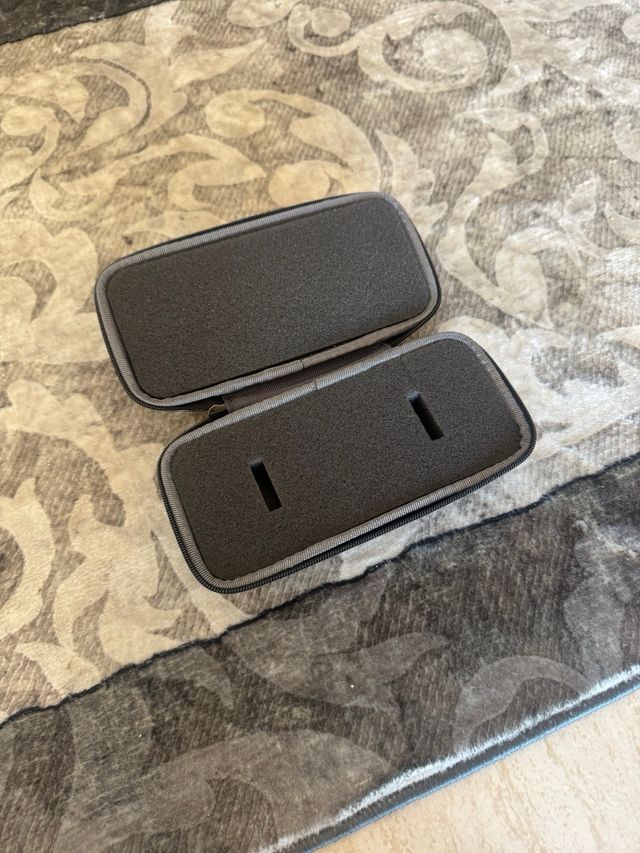 Estuche TAG Heuer - Gris