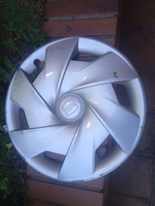 Tapacubos SEAT Ibiza