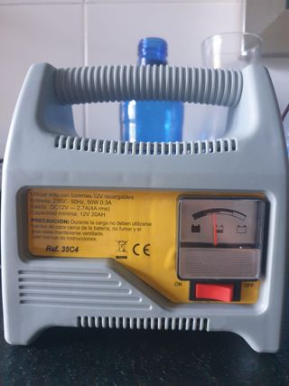 Cargador baterías coche 12V 4A