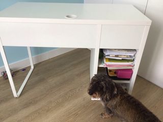 Escritorio IKEA blanco -  buen estado 