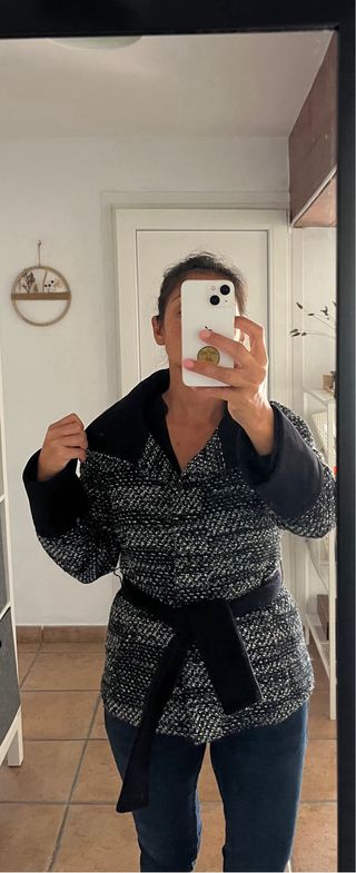 Chaqueta negra y gris - Talla S