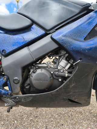 Honda CBR125R - Moto