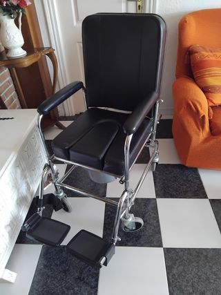 Silla de ruedas WC