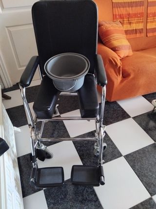 Silla de ruedas WC
