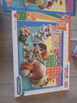 44 Gatti: 2 puzzle + 2 peluche