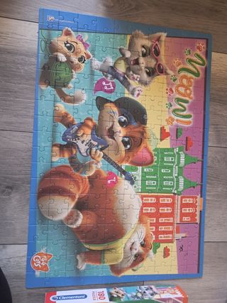 44 Gatti: 2 puzzle + 2 peluche
