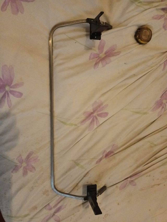 Soporte TV Sony - Plata.
Para el modelo KDL