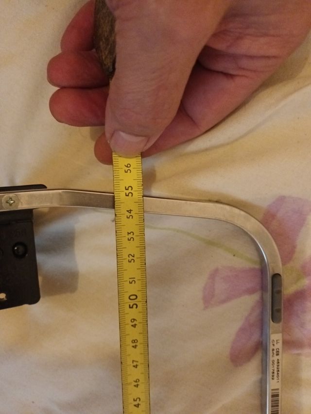 Soporte TV Sony - Plata.
Para el modelo KDL