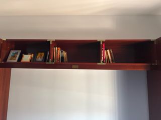Dormitorio juvenil - cama nido, armario, estanterí