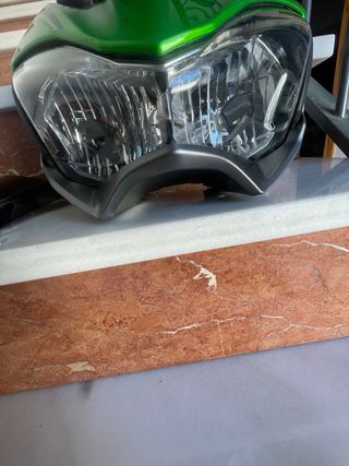 Faro Kawasaki Z900 2019