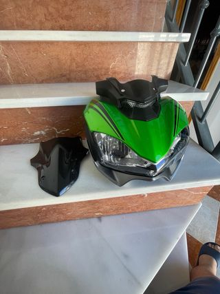 Faro Kawasaki Z900 2019