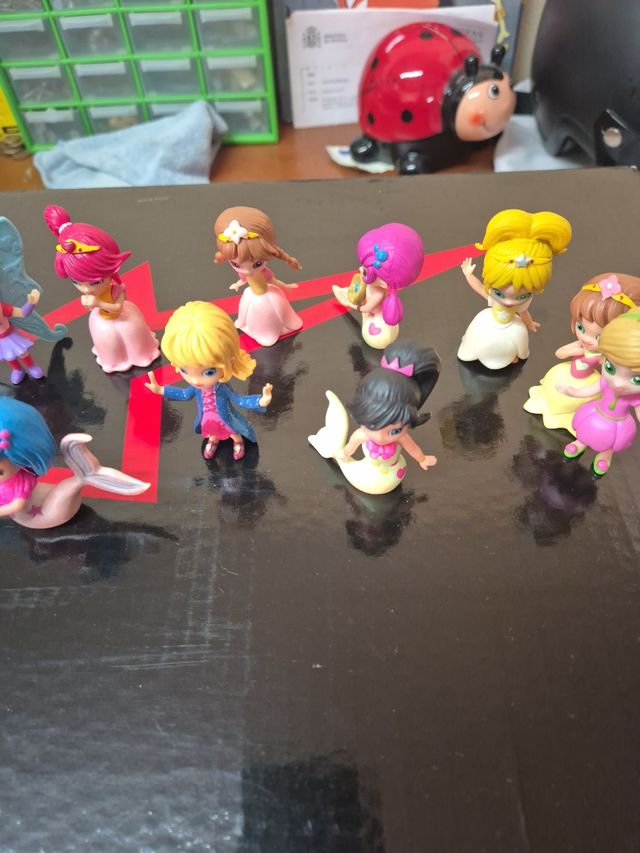 Magikids: Set de 12 muñecas