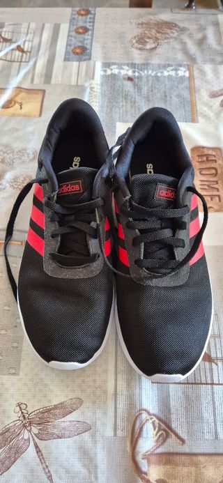 Zapatillas Adidas Negras-Rojas